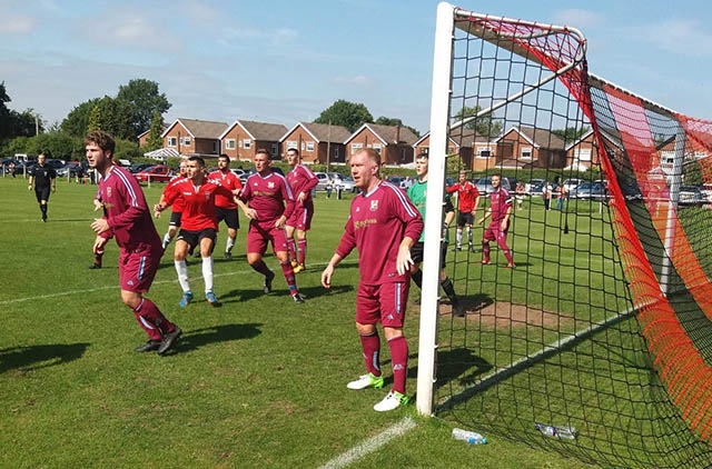 Legend Scholes shows he's still got what it takes