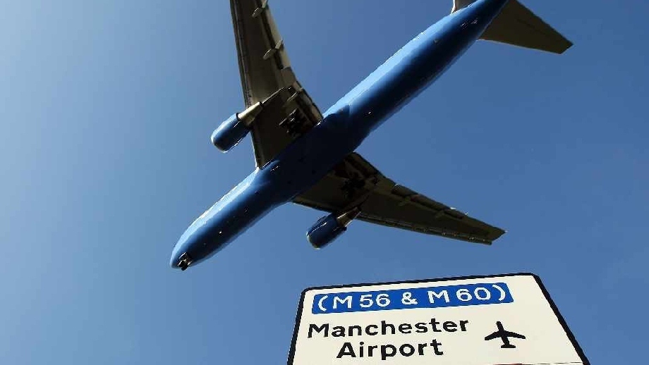 Airport chief aims another swipe at Government Ministers following latest traffic light decision
