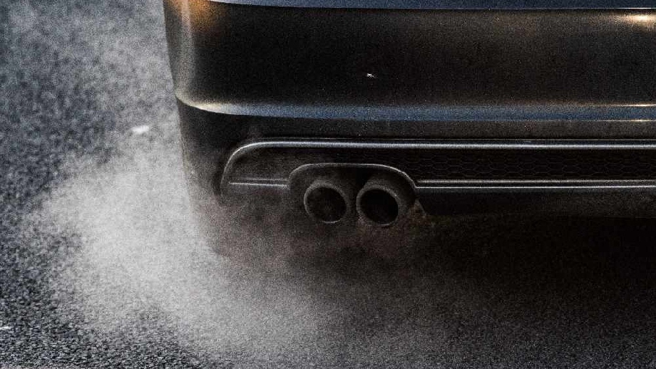 Firms ‘being misled’ over Clean Air Zone retrofitting grants, claims FSB