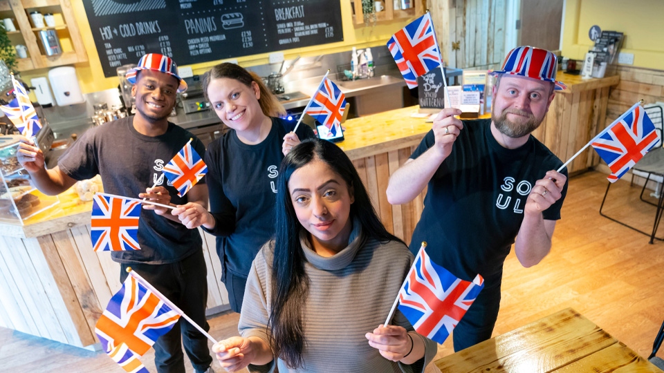 Jubilee joy for Oldham - cash support for street parties
