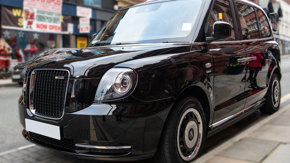 Ban taxis from outside Greater Manchester to keep our region’s air clean, government told