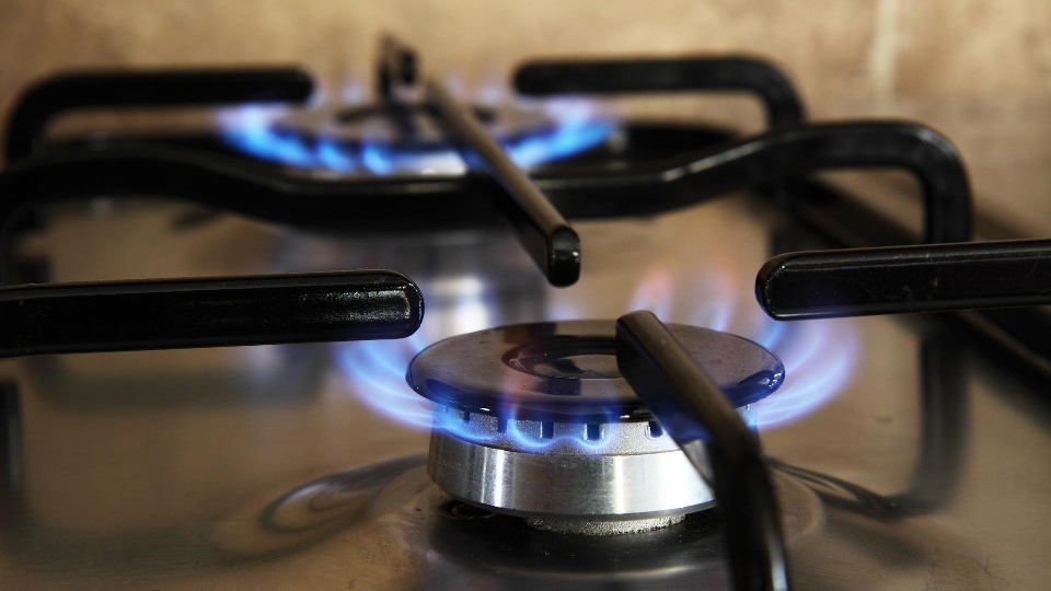 New advice service on how to reduce energy bills and carbon
