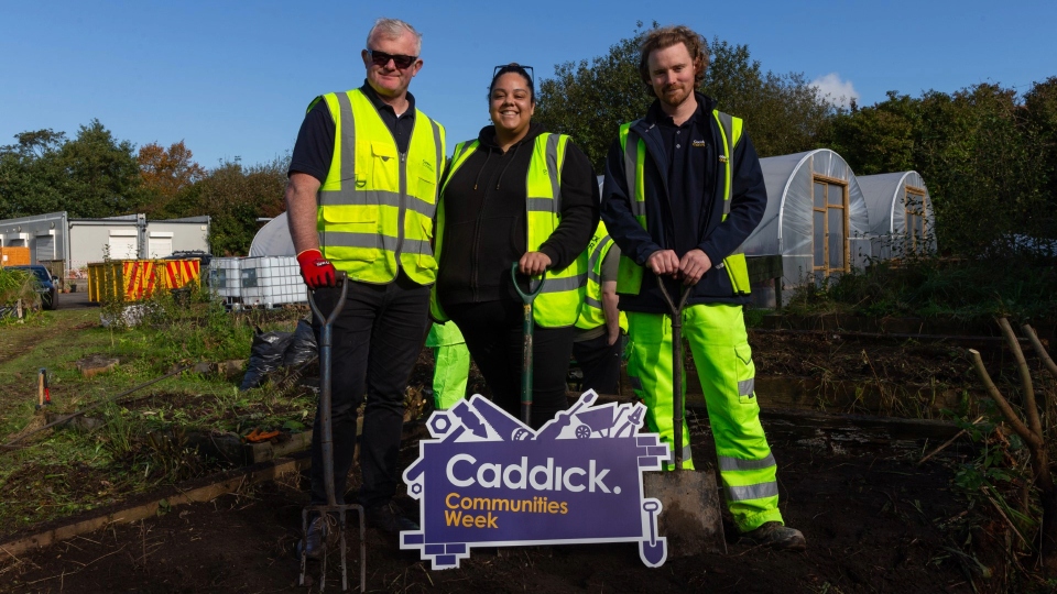 Oldham contractors down tools for local volunteer programme
