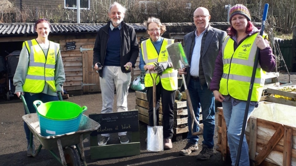 Rotary support food growing group