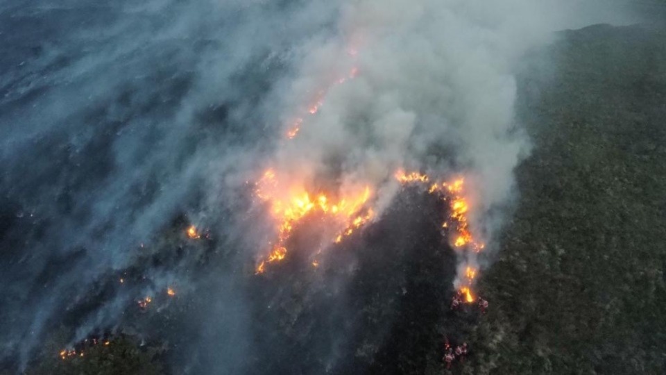 Rangers and firefighters tackle another Marsden Moor fire