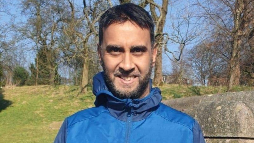 Proud Idris vows to inspire Oldham's youngsters