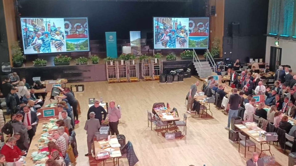 Oldham local elections 2024 - Labour loses control of council following a big night for independents