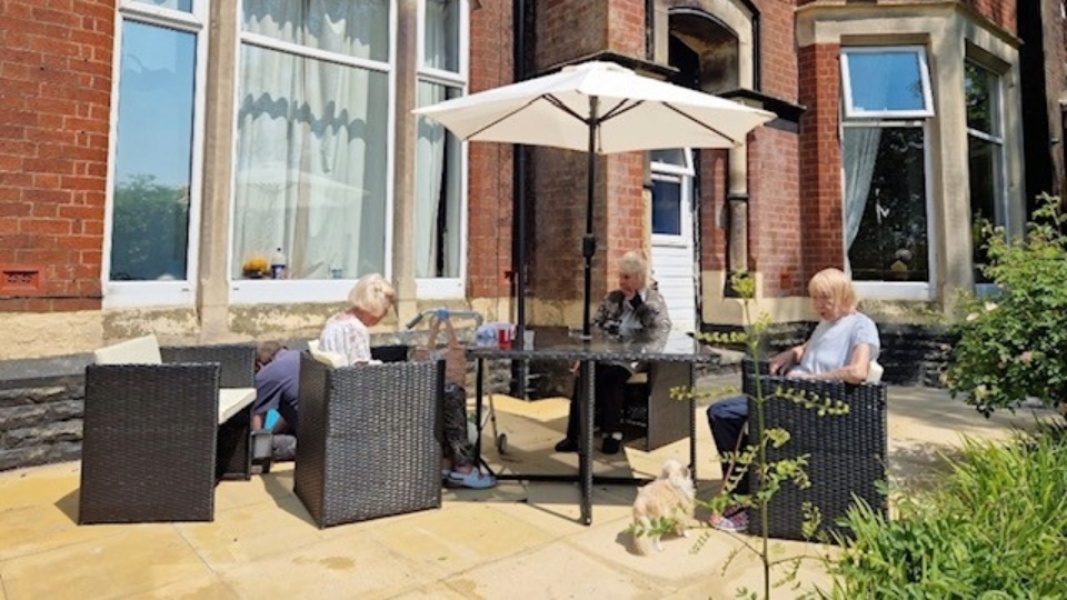 Kind hearts replace garden furniture stolen from Oldham care home