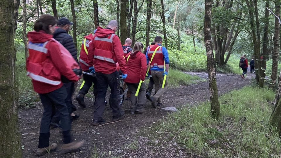 Mountain biker rescued in Park Bridge woods