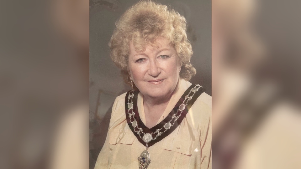 Oldham 'icon' Sheila Casson passes away