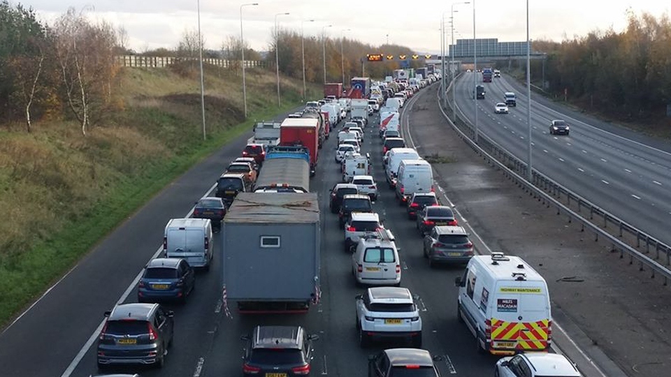 Update on M62 closure that could cause chaos on Oldham's roads