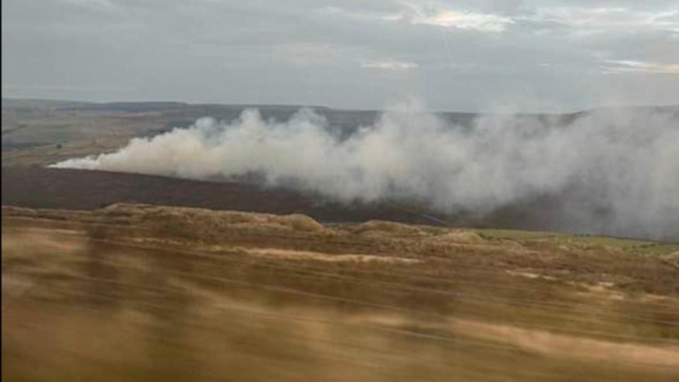 Clouds of smoke from moorland fire sweep into Saddleworth villages