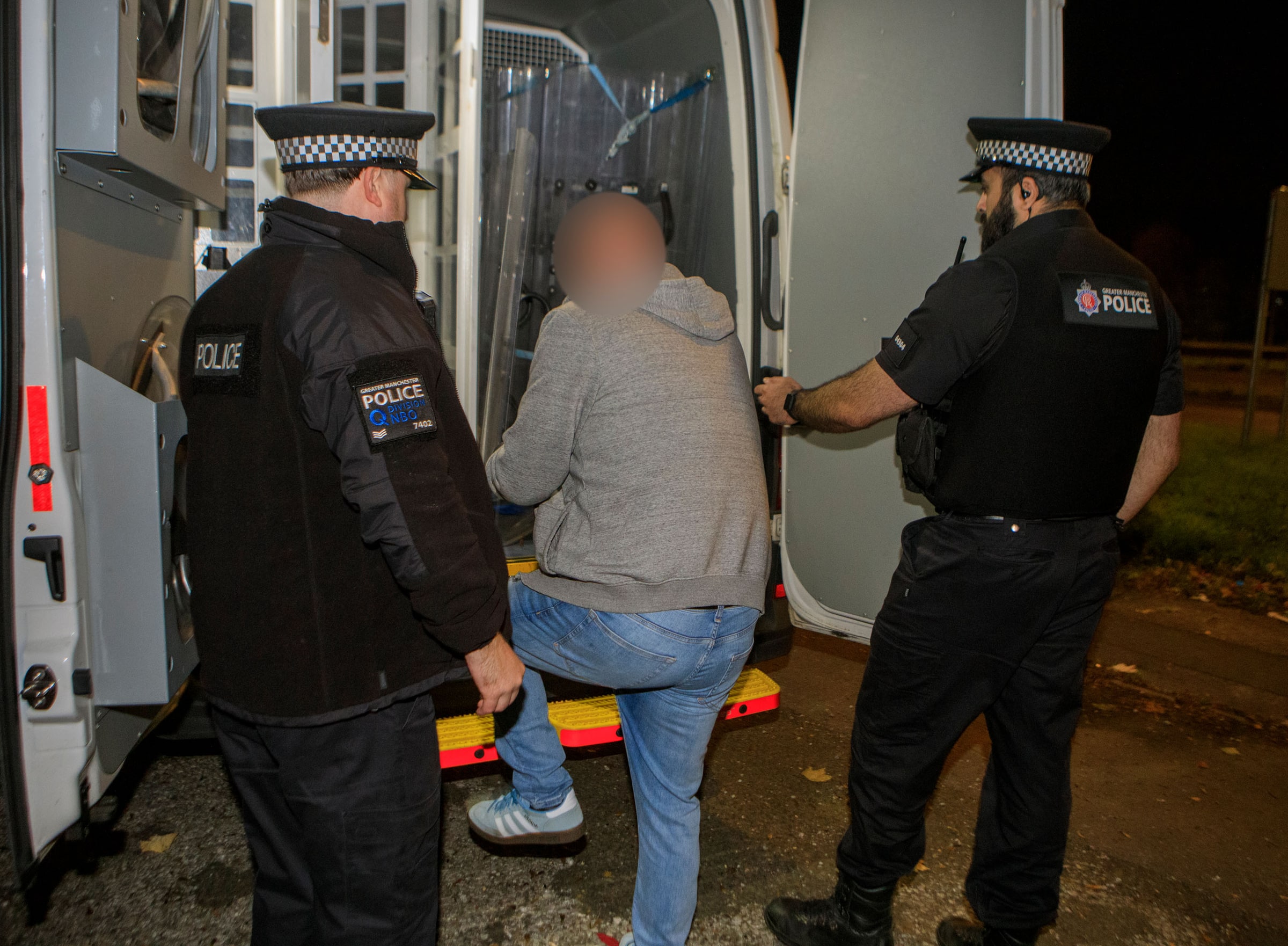 Oldham Neighbourhood Team place closure notice on suspected brothel